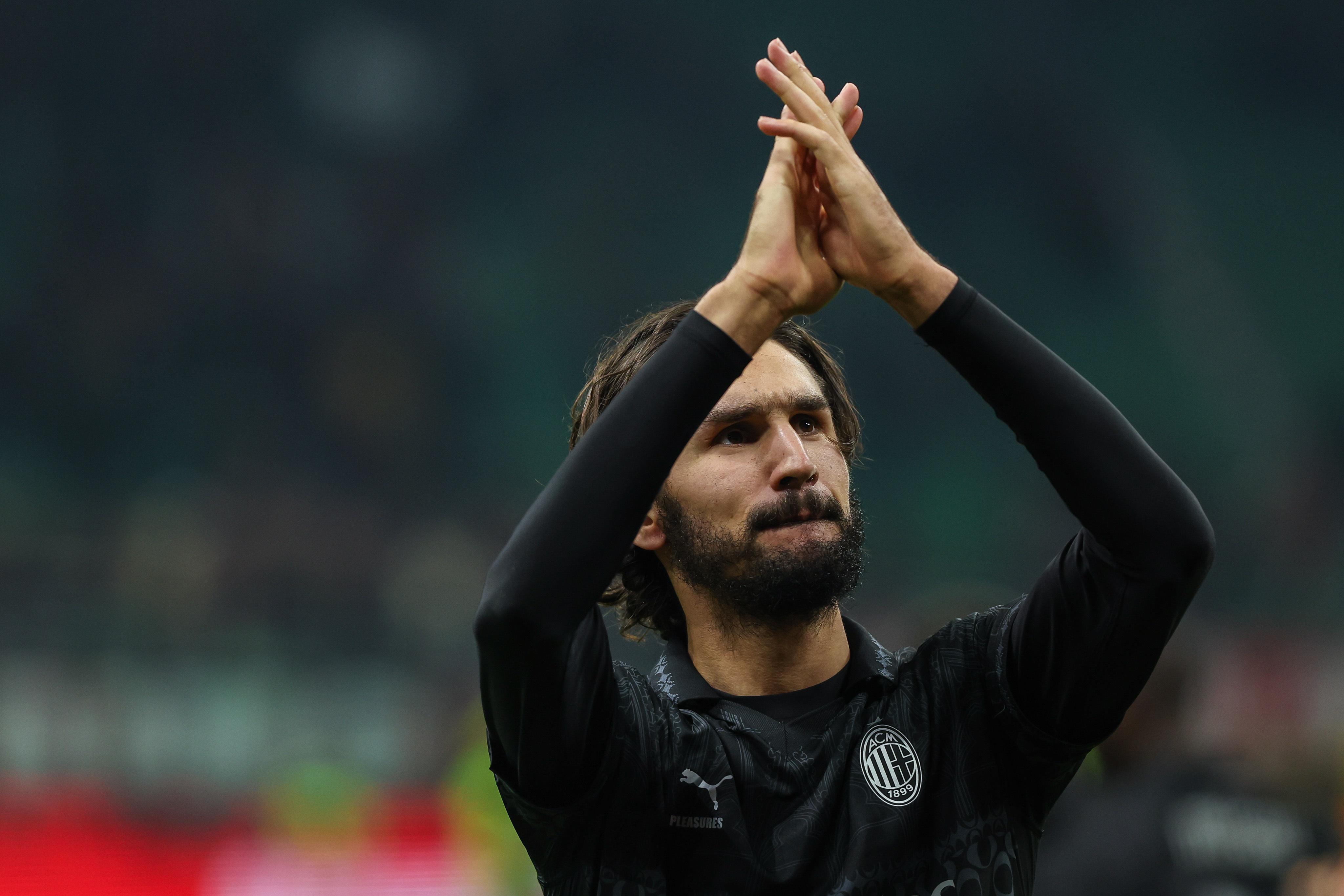 开云智能服务-罗马诺:阿德利已加盟利雅得青年人,总价700万欧元